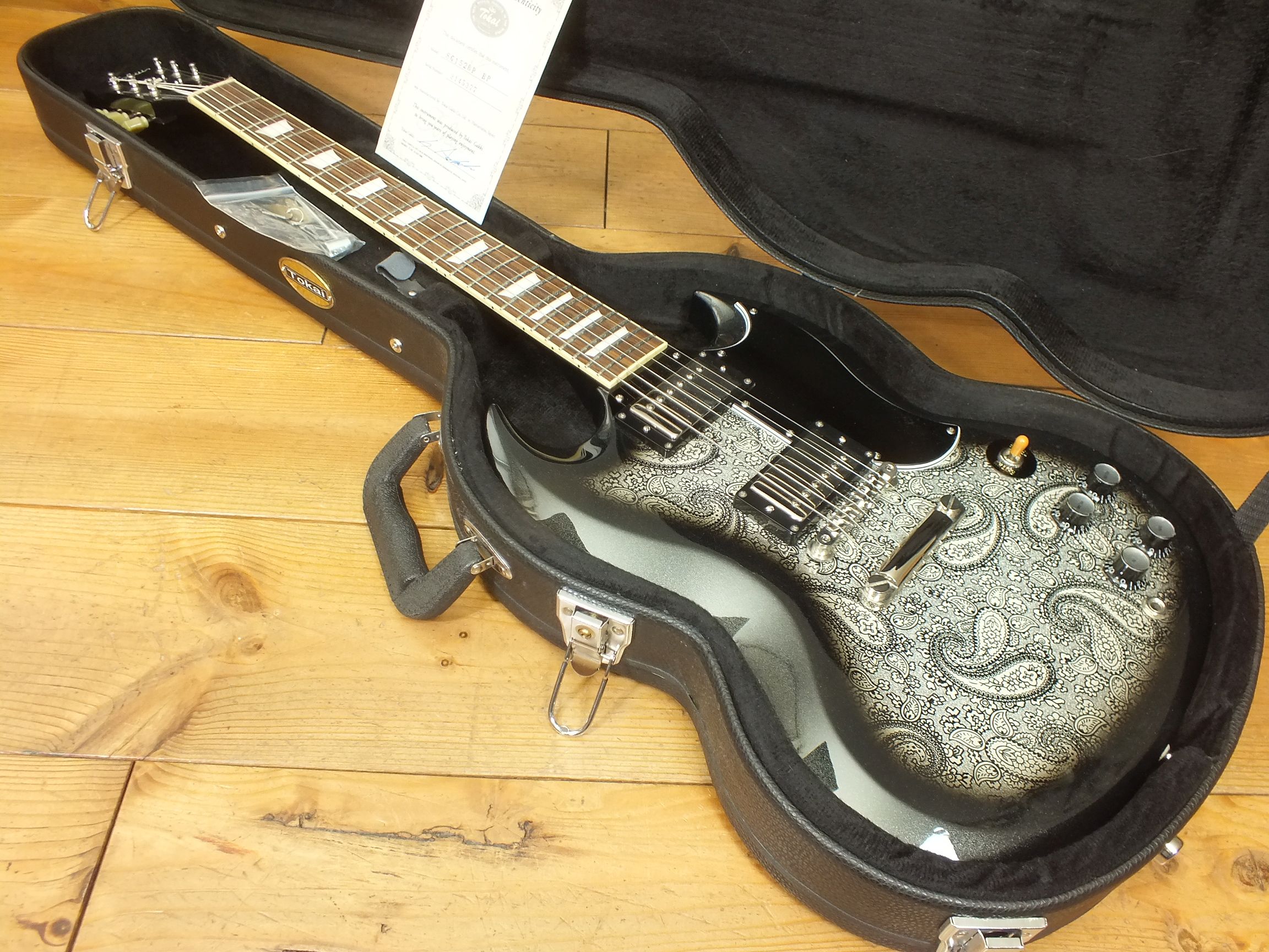Tokai SG 152 BP Black Paisley Japan Custom Shop 2021