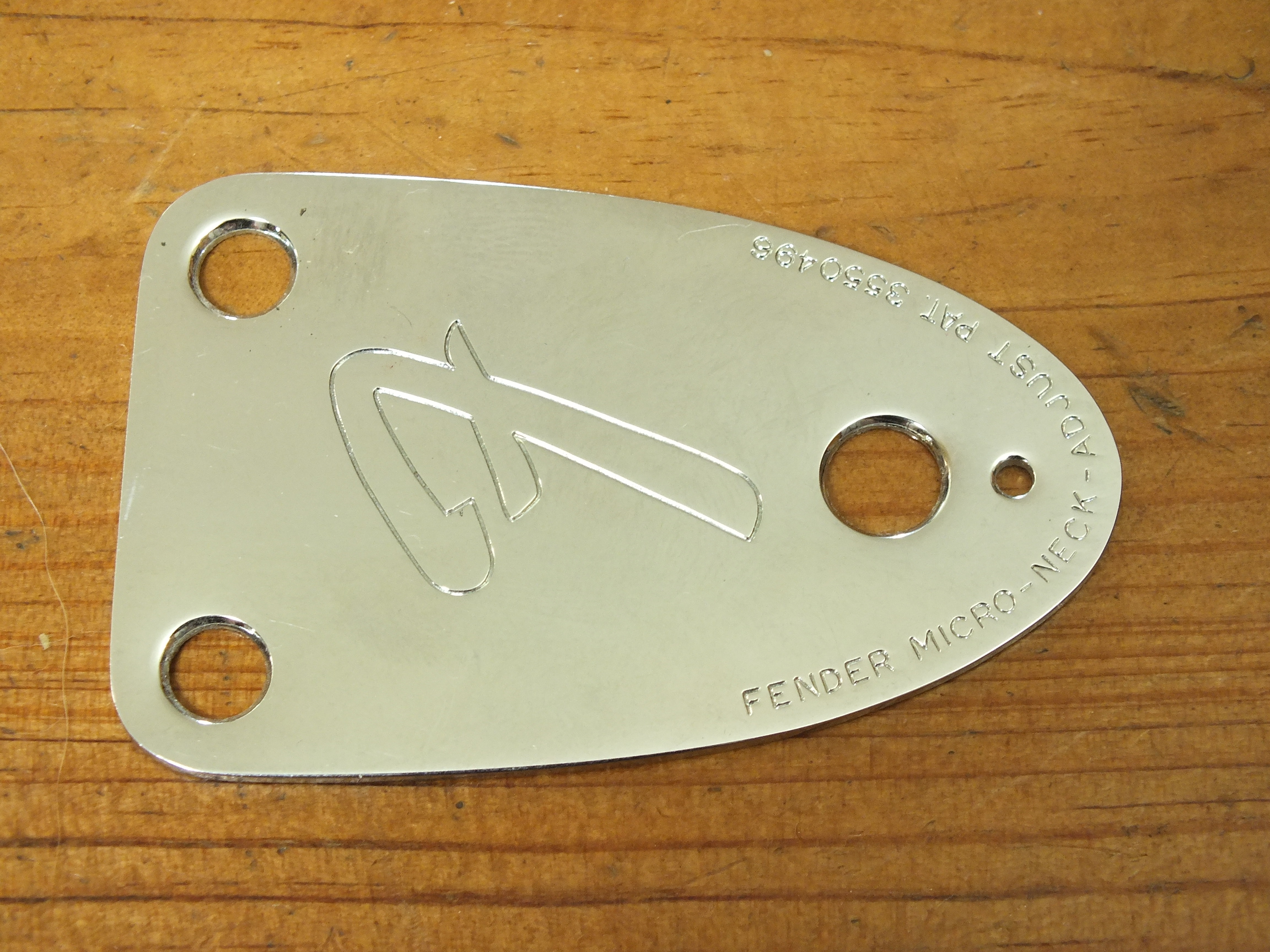 Fender 70s Stratocaster / Telecaster Dreipunkt Halsplatte / 3 Bolt Neckplate