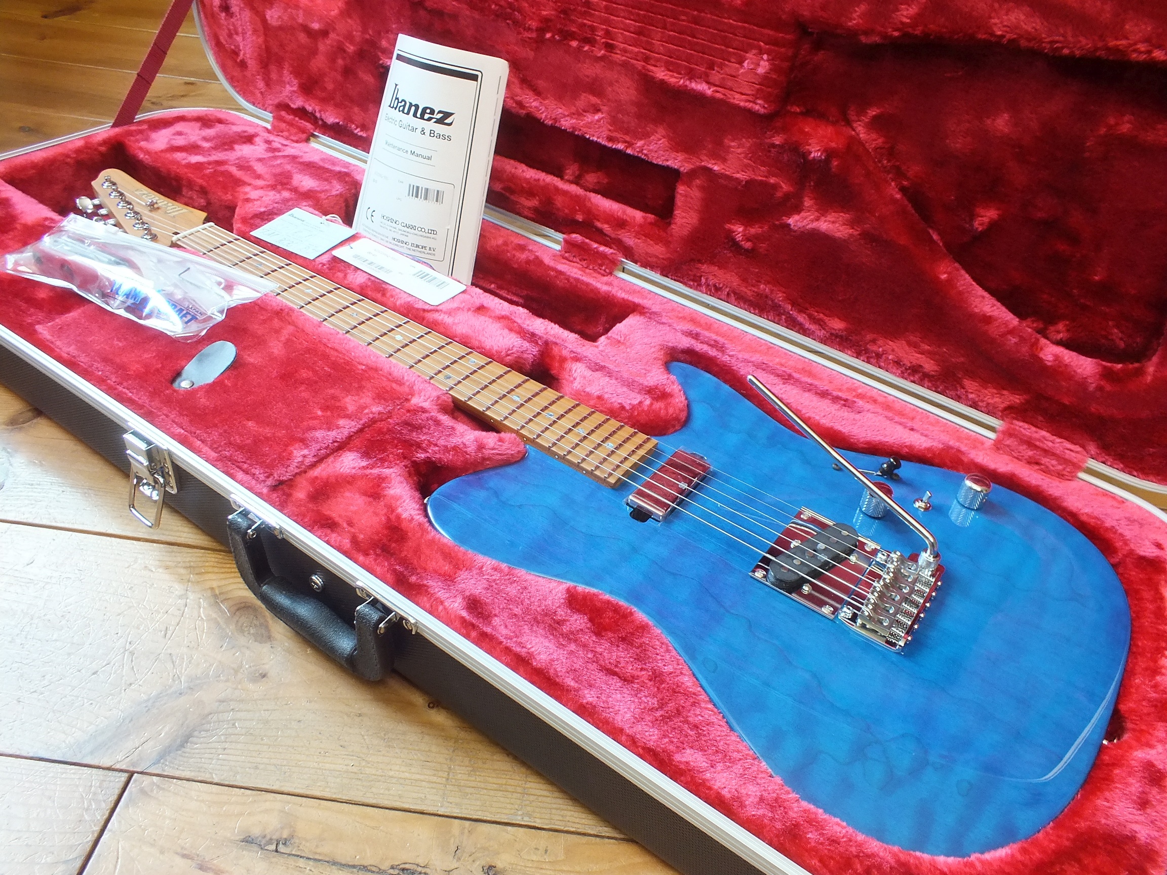 Ibanez AZS 2200 Q-RBS Prestige Royal Blue Sapphire 2022