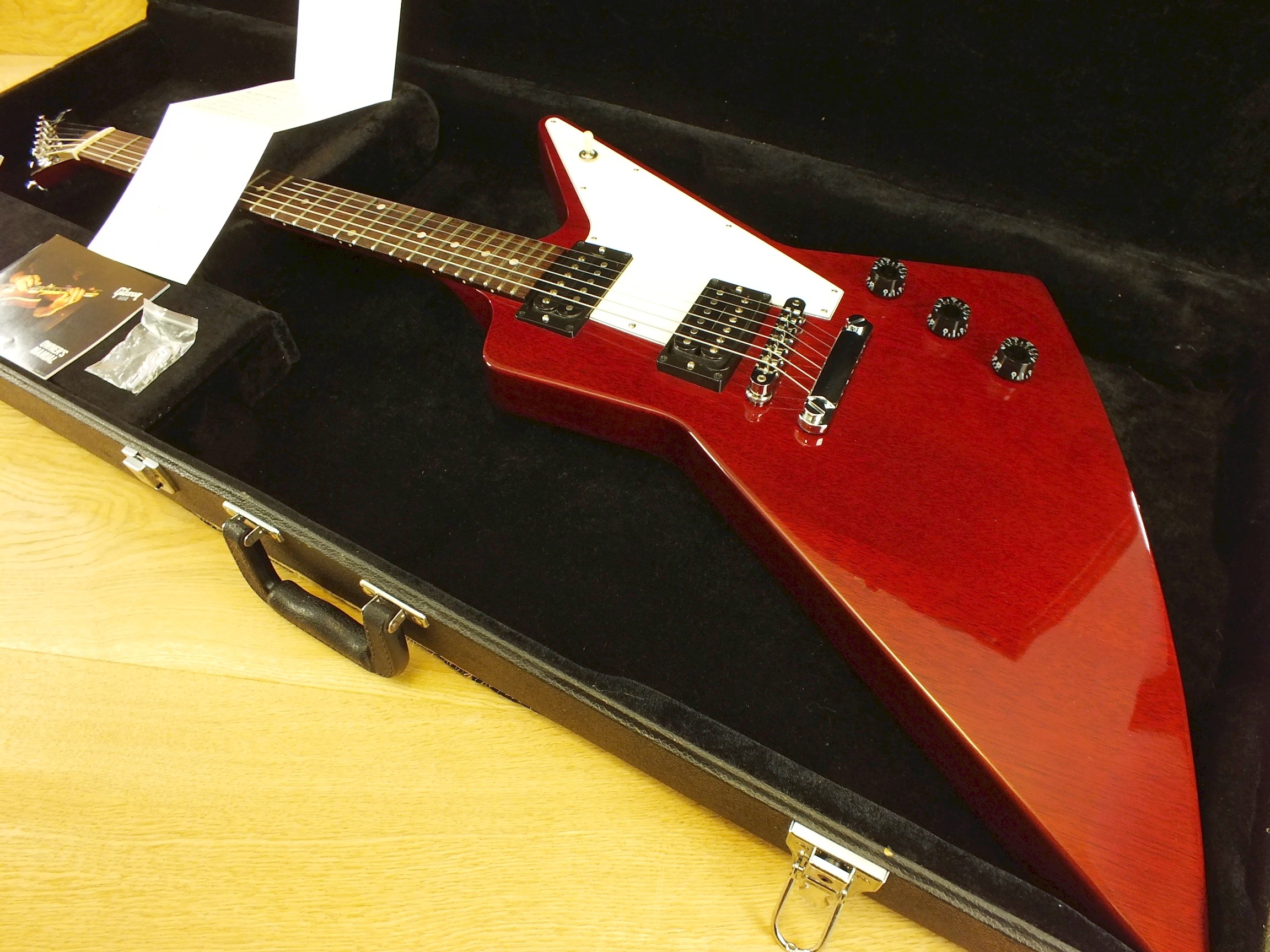 Gibson Explorer Traditional Heritage Cherry 2016
