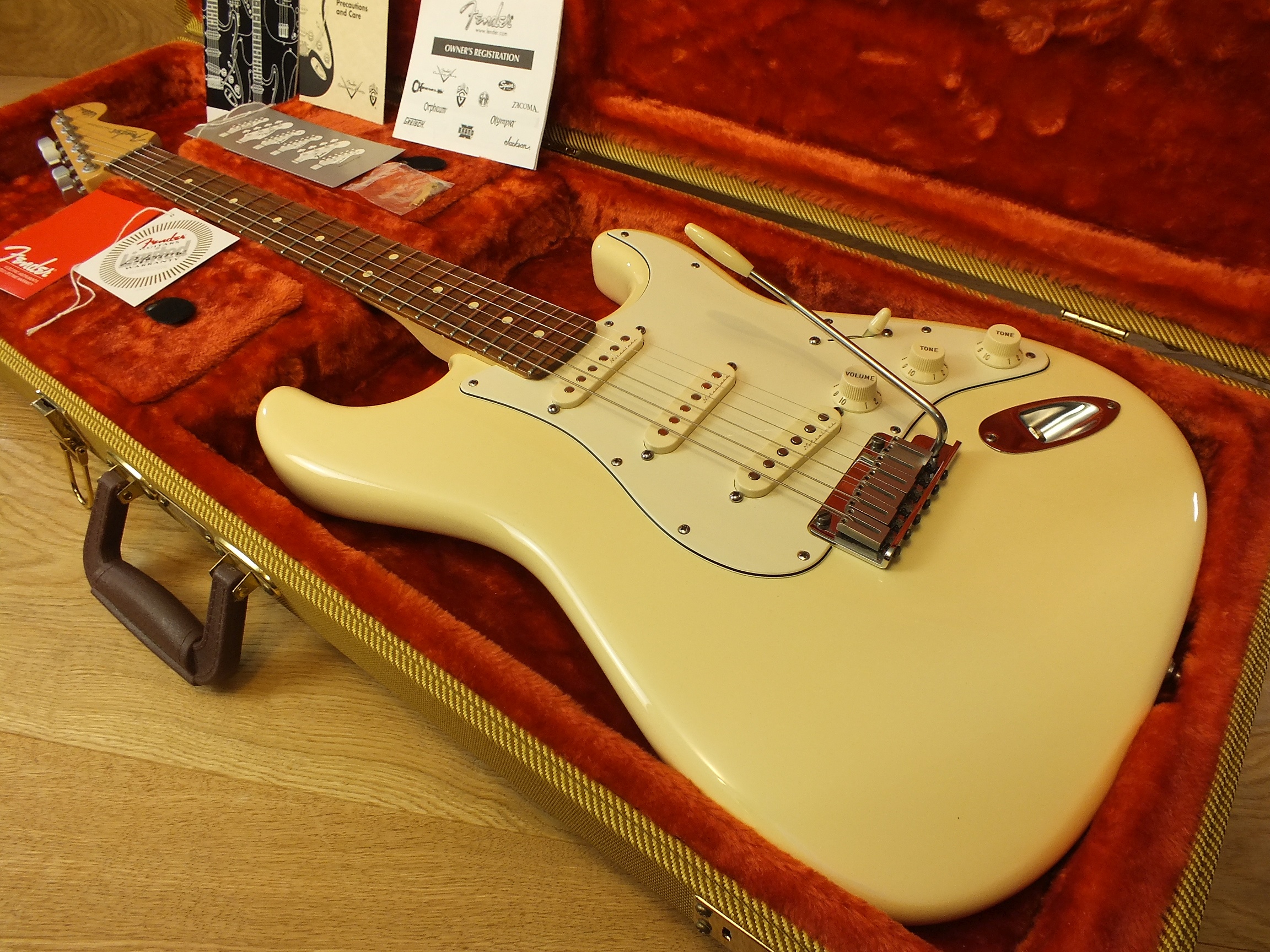 Fender Stratocaster Jeff Beck Artist Series Olympic White 2013