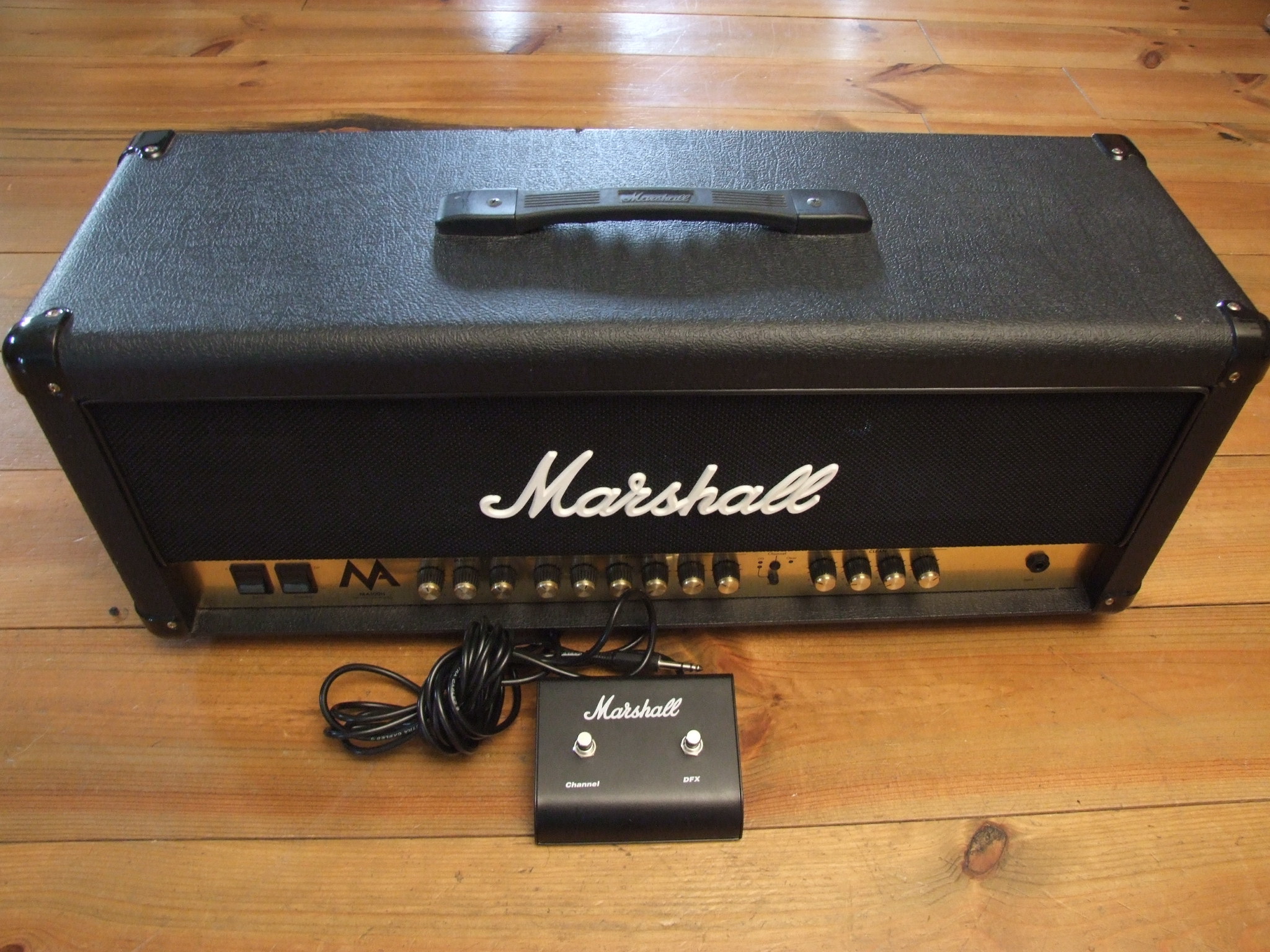 Marshall MA 100